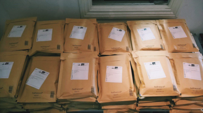 how-two-friends-started-a-13k-month-online-book-club-from-bali