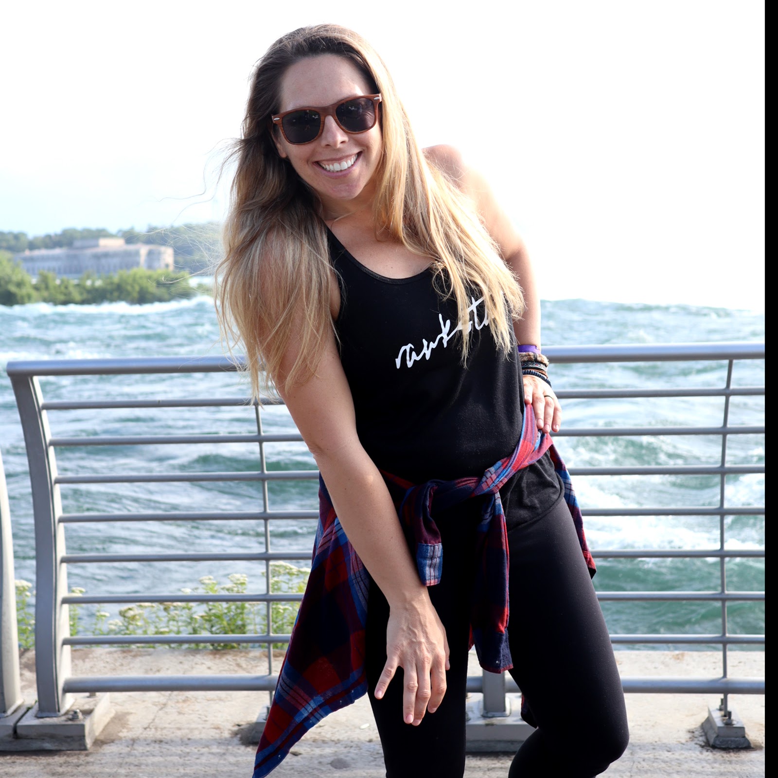 how-i-started-a-30k-month-smoothie-recipe-business-from-home