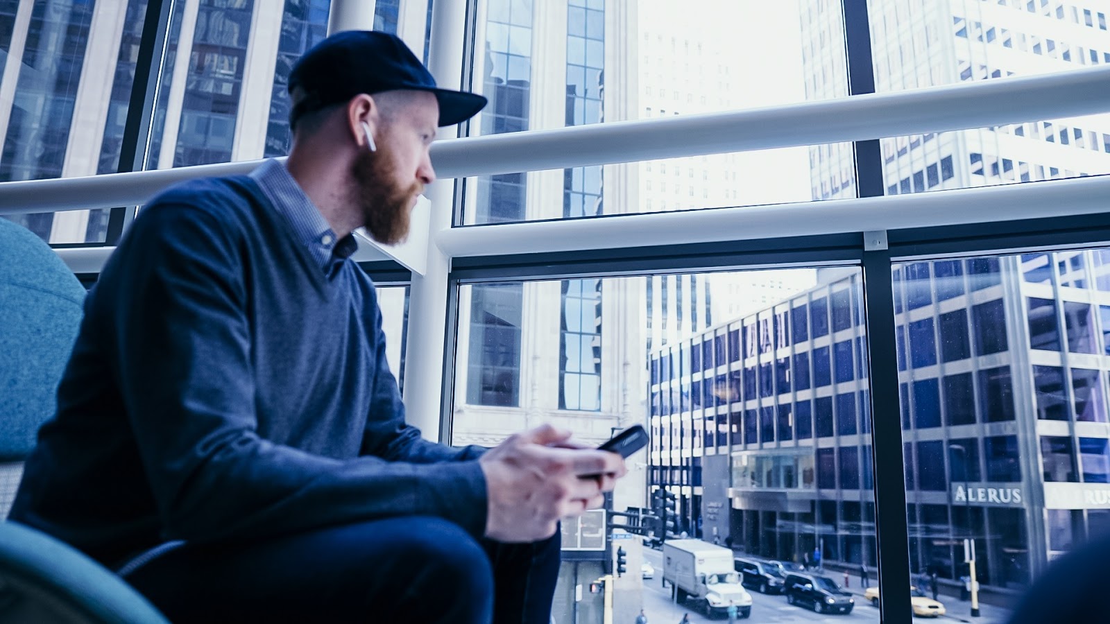 how-we-left-our-9-to-5-jobs-to-start-a-50k-month-marketing-agency