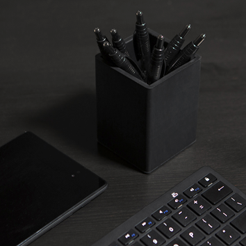 how-i-started-a-10k-month-amazon-fba-business-selling-pencil-holders