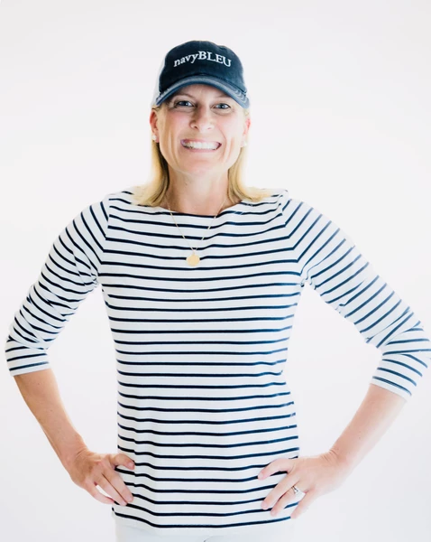 how-i-started-a-15k-month-online-clothing-store-that-sells-all-things-navy