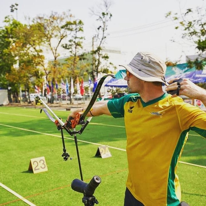 how-an-olympic-athlete-developed-a-150k-month-gym-equipment-line