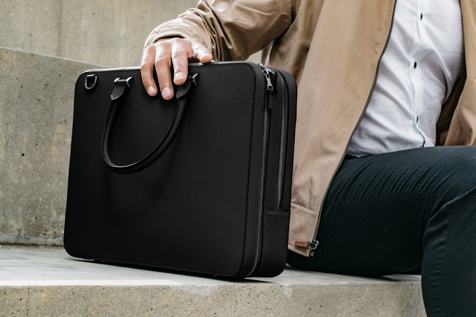 capitalizing-on-kickstarter-to-start-a-2-3m-leather-bags-and-accessories-brand