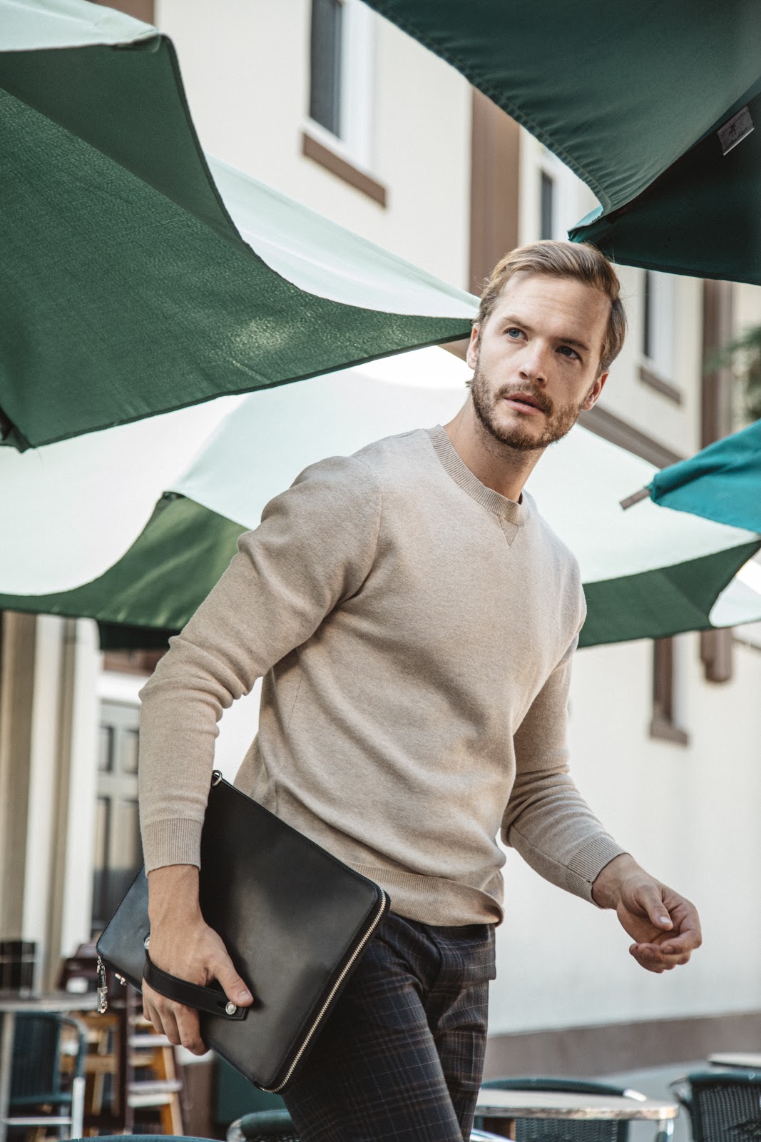 capitalizing-on-kickstarter-to-start-a-2-3m-leather-bags-and-accessories-brand