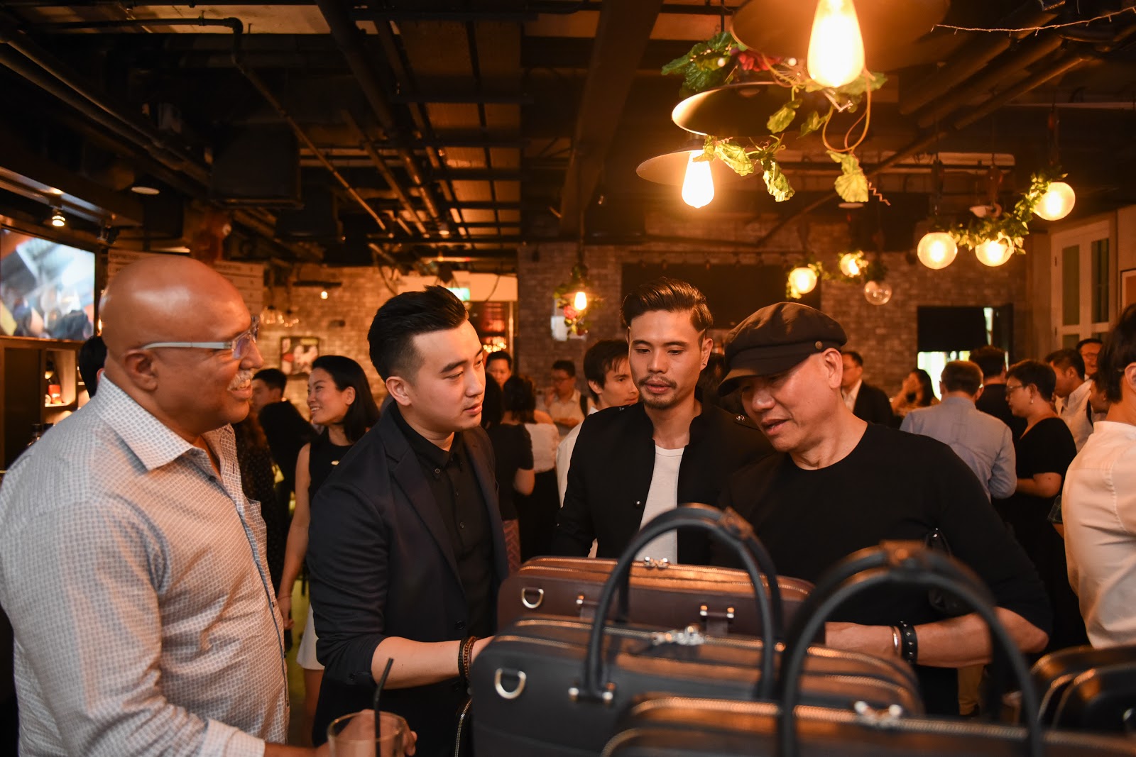 capitalizing-on-kickstarter-to-start-a-2-3m-leather-bags-and-accessories-brand