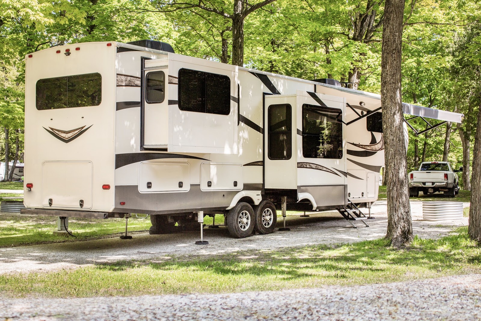 how-we-created-the-world-s-only-rv-permanent-jack-pad
