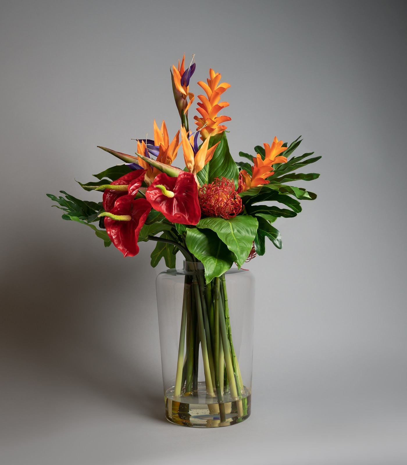 how-i-started-a-50k-month-luxurious-artificial-flower-arrangements-business