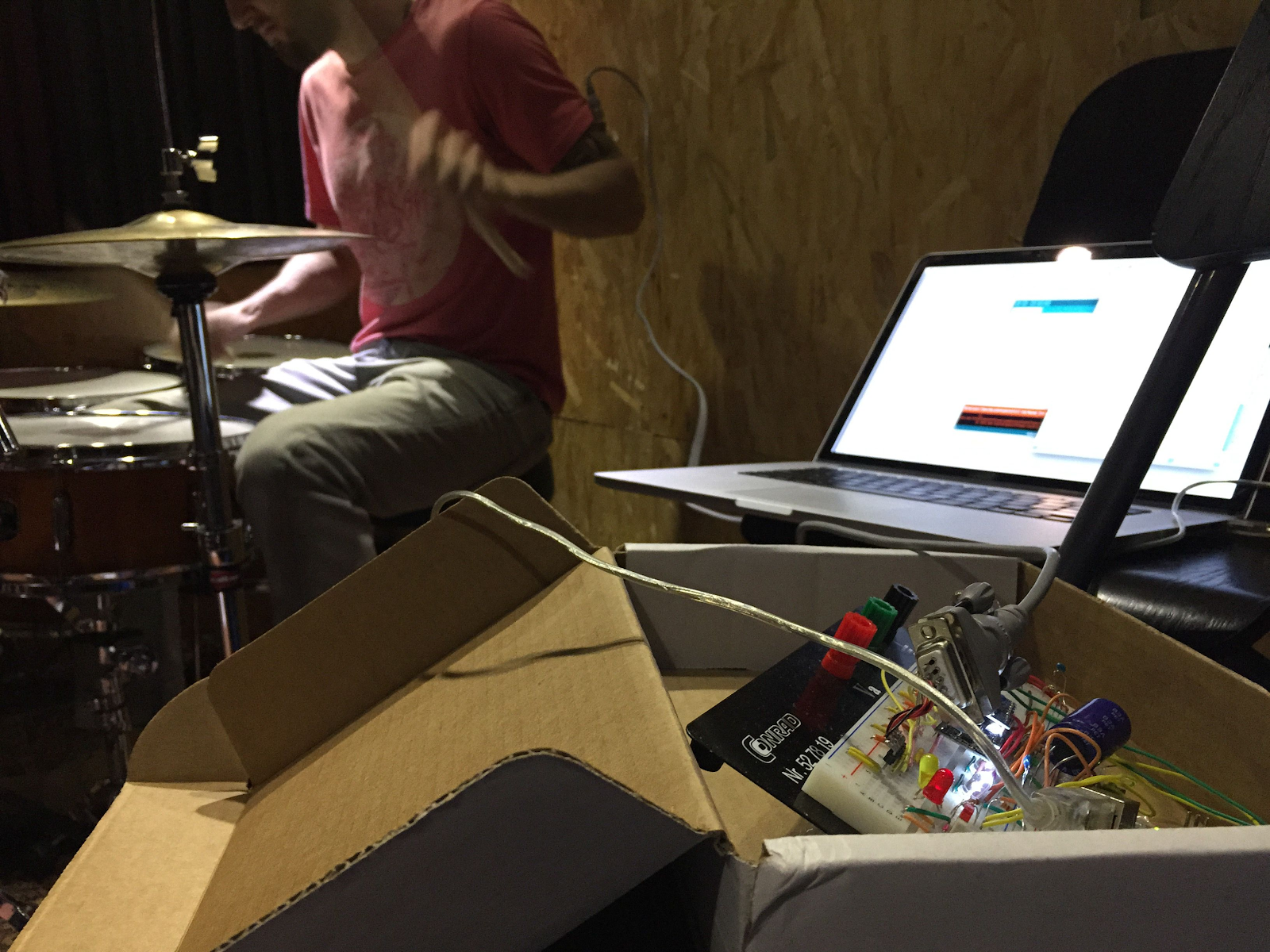 how-we-designed-a-230k-month-wearable-for-musicians