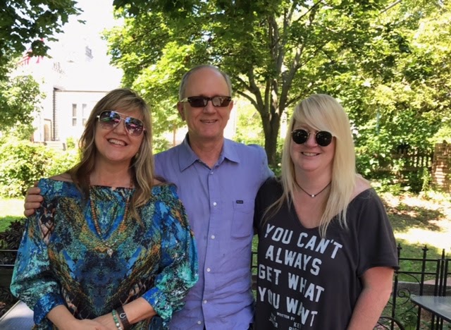 how-i-transitioned-from-a-career-in-law-to-starting-a-40k-month-business-managing-music-artists
