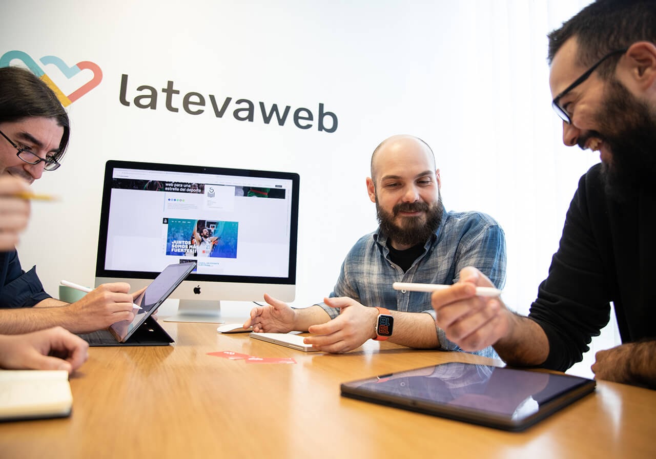 on-starting-a-web-development-agency-in-the-early-00s-and-growing-it-to-75k-month-and-20-employees