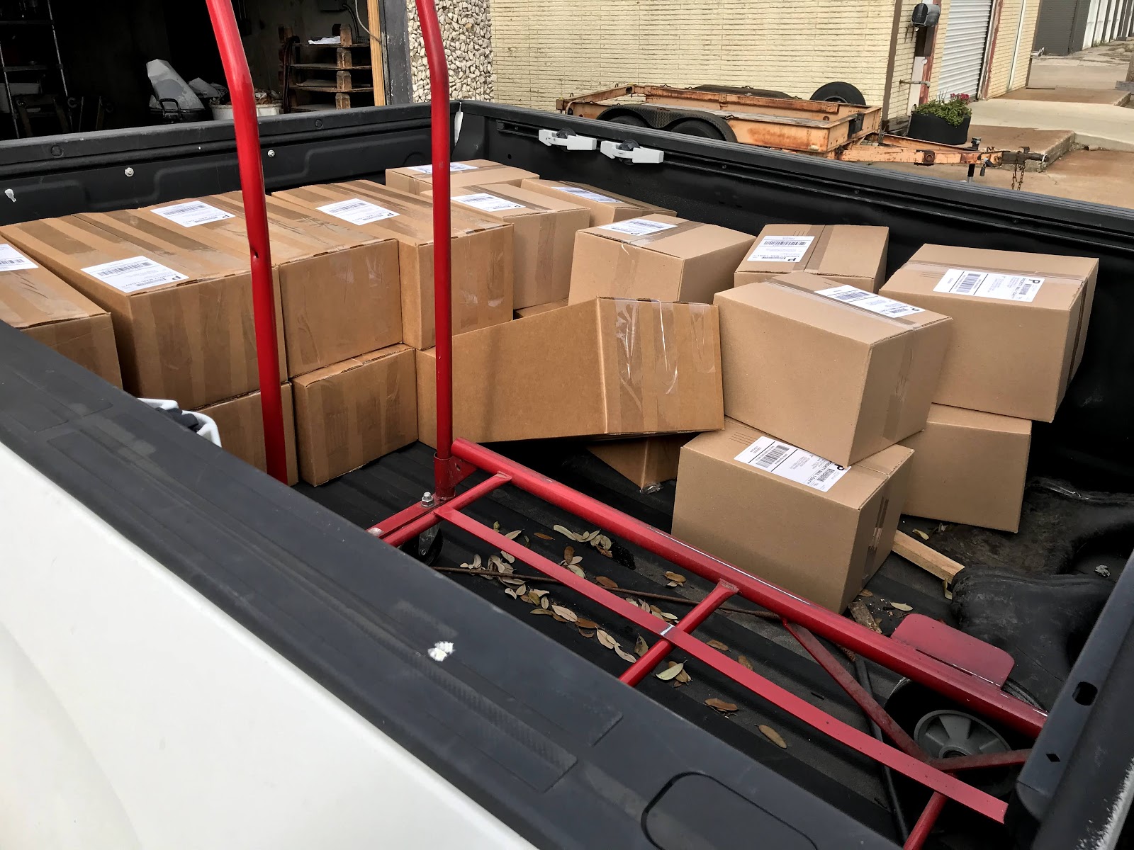 how-we-started-a-385k-month-order-fulfillment-service-for-ecommerce-brands
