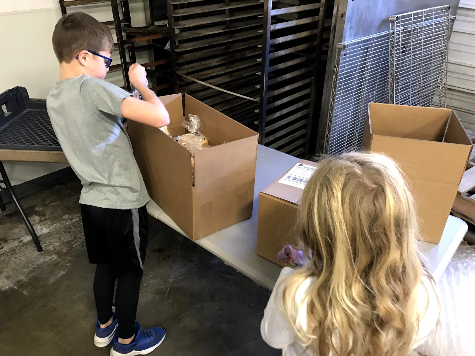 how-we-started-a-385k-month-order-fulfillment-service-for-ecommerce-brands