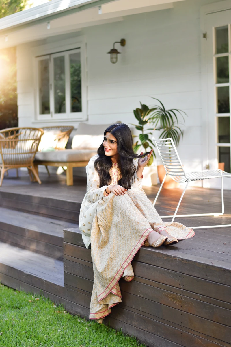 how-i-started-a-15k-month-asian-inspired-handcrafted-footwear-ecommerce