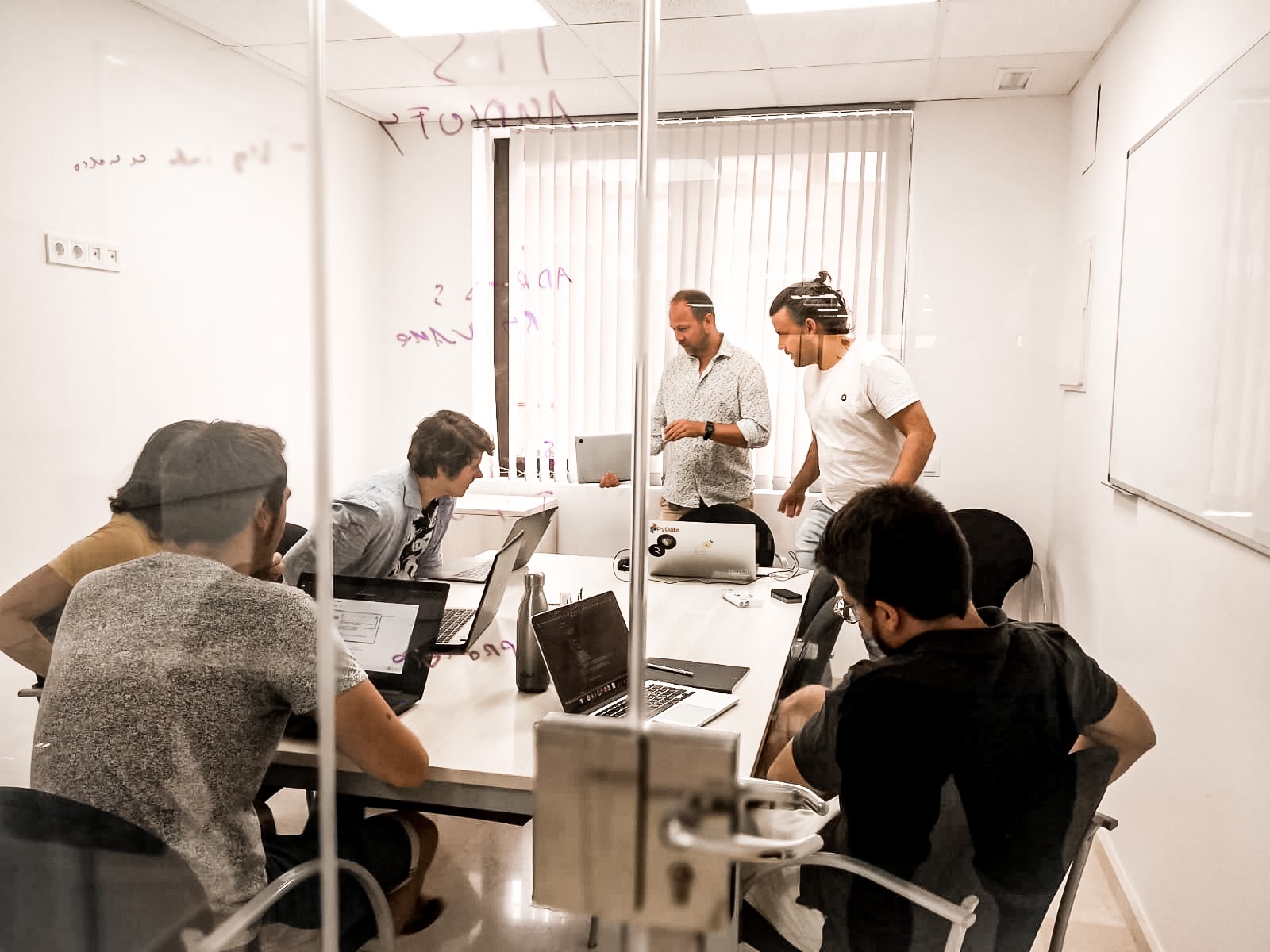 how-we-started-a-100k-month-startup-incubator-and-investment-fund