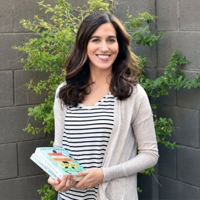 how-i-started-a-4k-month-website-dedicated-to-book-club-questions-reviews-and-book-lists