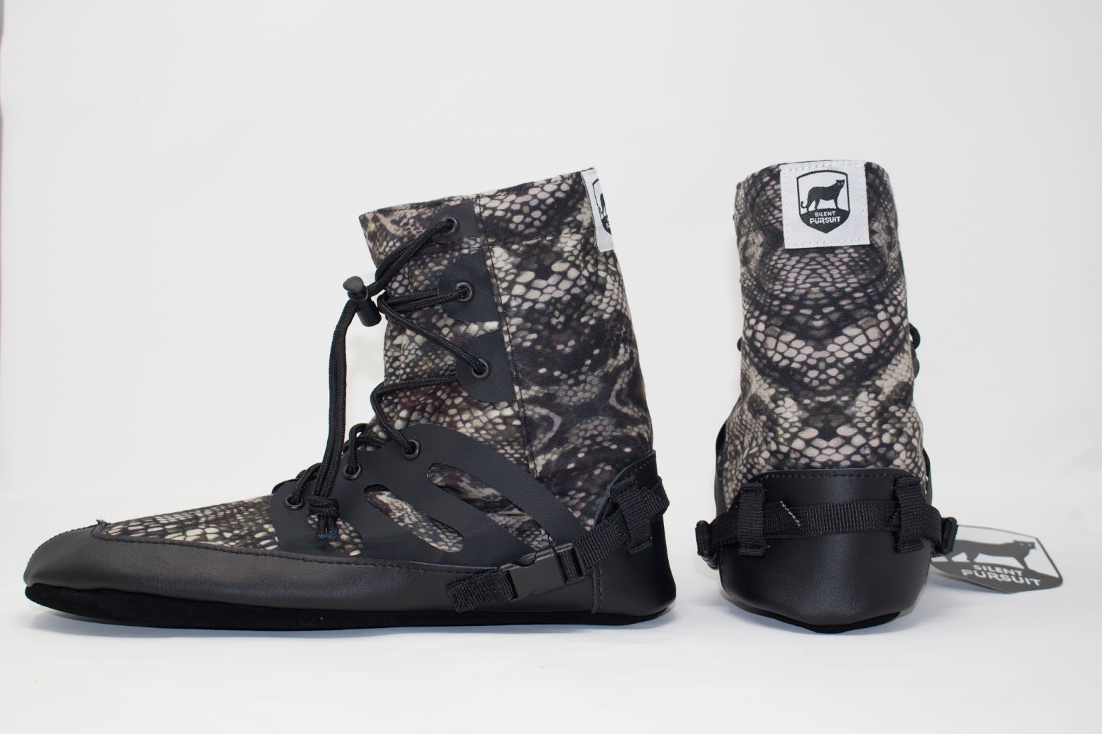 how-i-created-a-2k-month-hunting-moccasins-brand