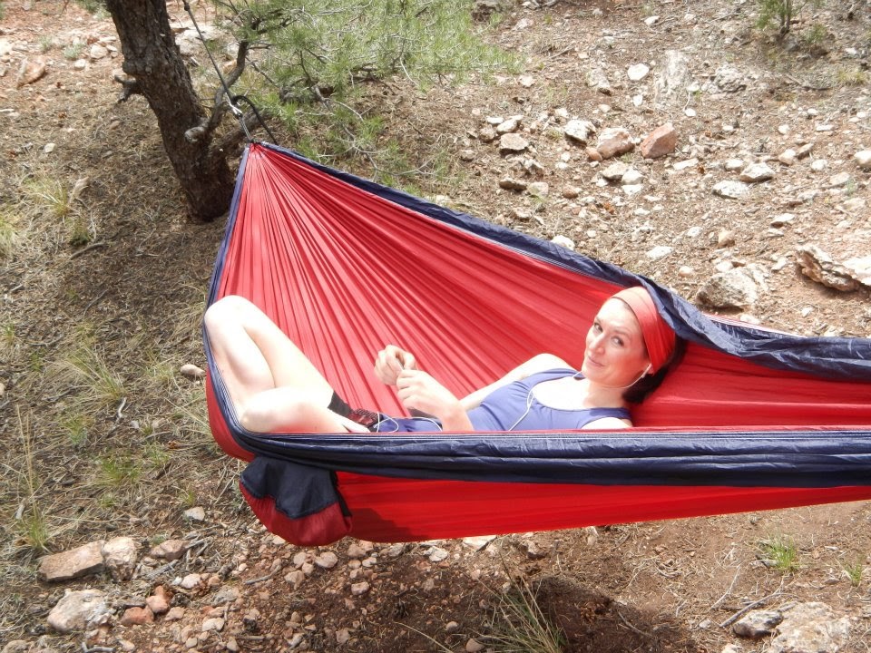 i-built-an-816k-year-online-business-while-living-out-of-a-van
