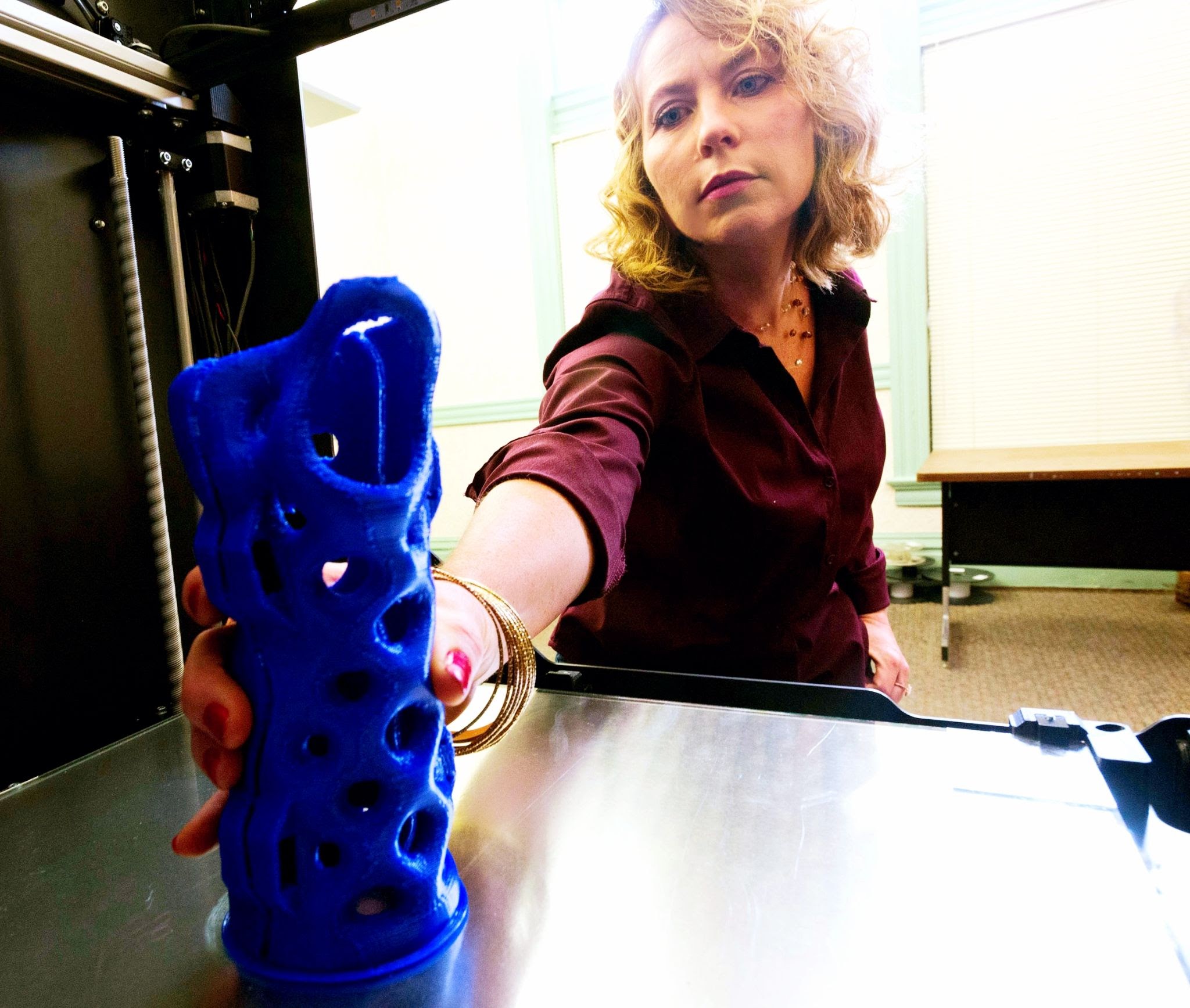 i-3d-printed-a-waterproof-cast-turned-it-into-a-500k-year-business