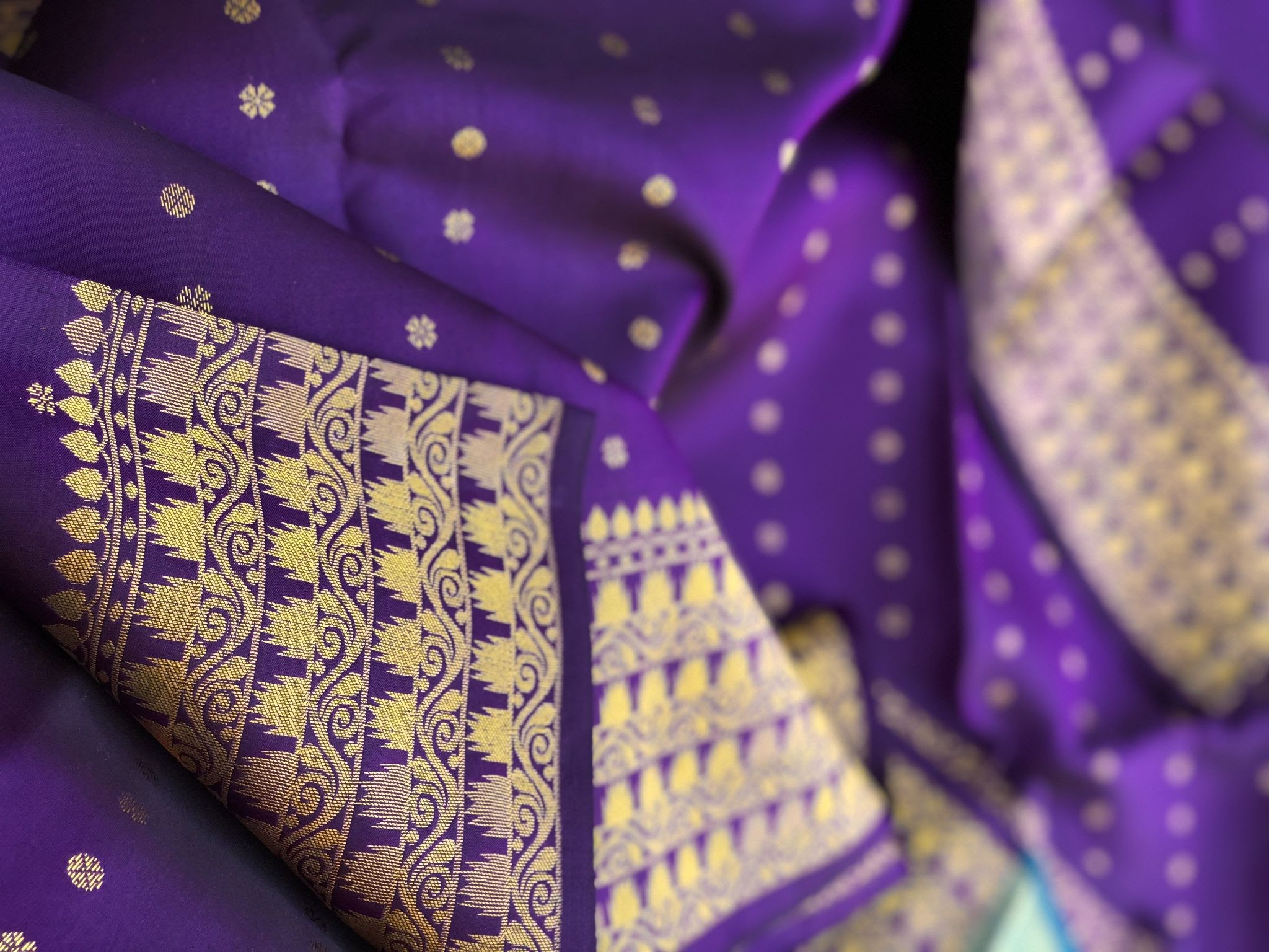 we-bootstrapped-a-1-2m-year-ethnic-fashion-brand-top-1-etsy-store