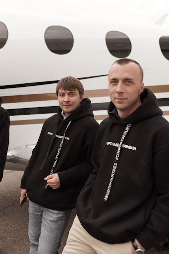 we-started-a-4-37m-year-private-jet-and-air-taxi-booking-service