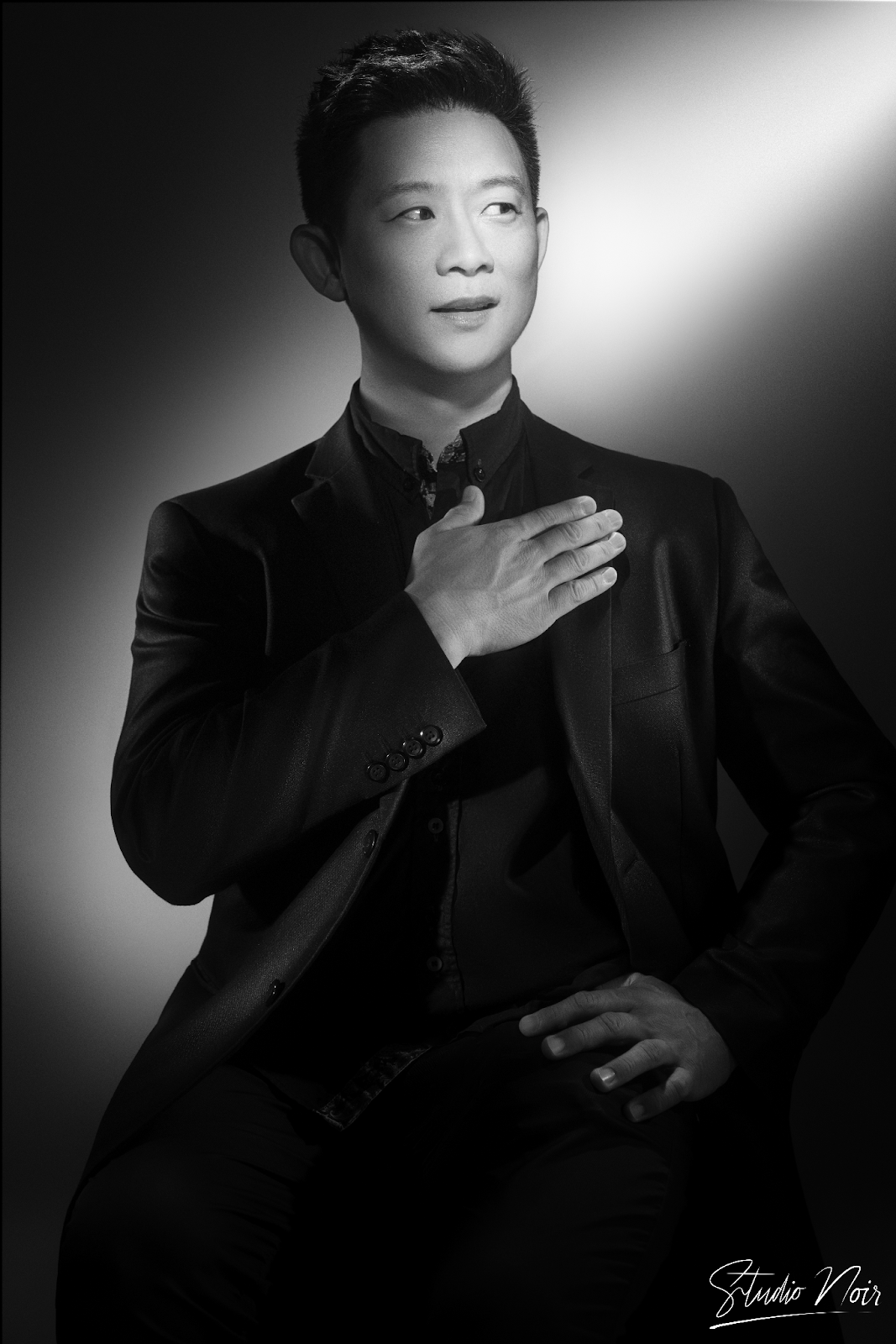 dan-chan-presents-virtual-magic-shows-4b4b63b6-d1e4-49e5-9d0f-1a642603c01c