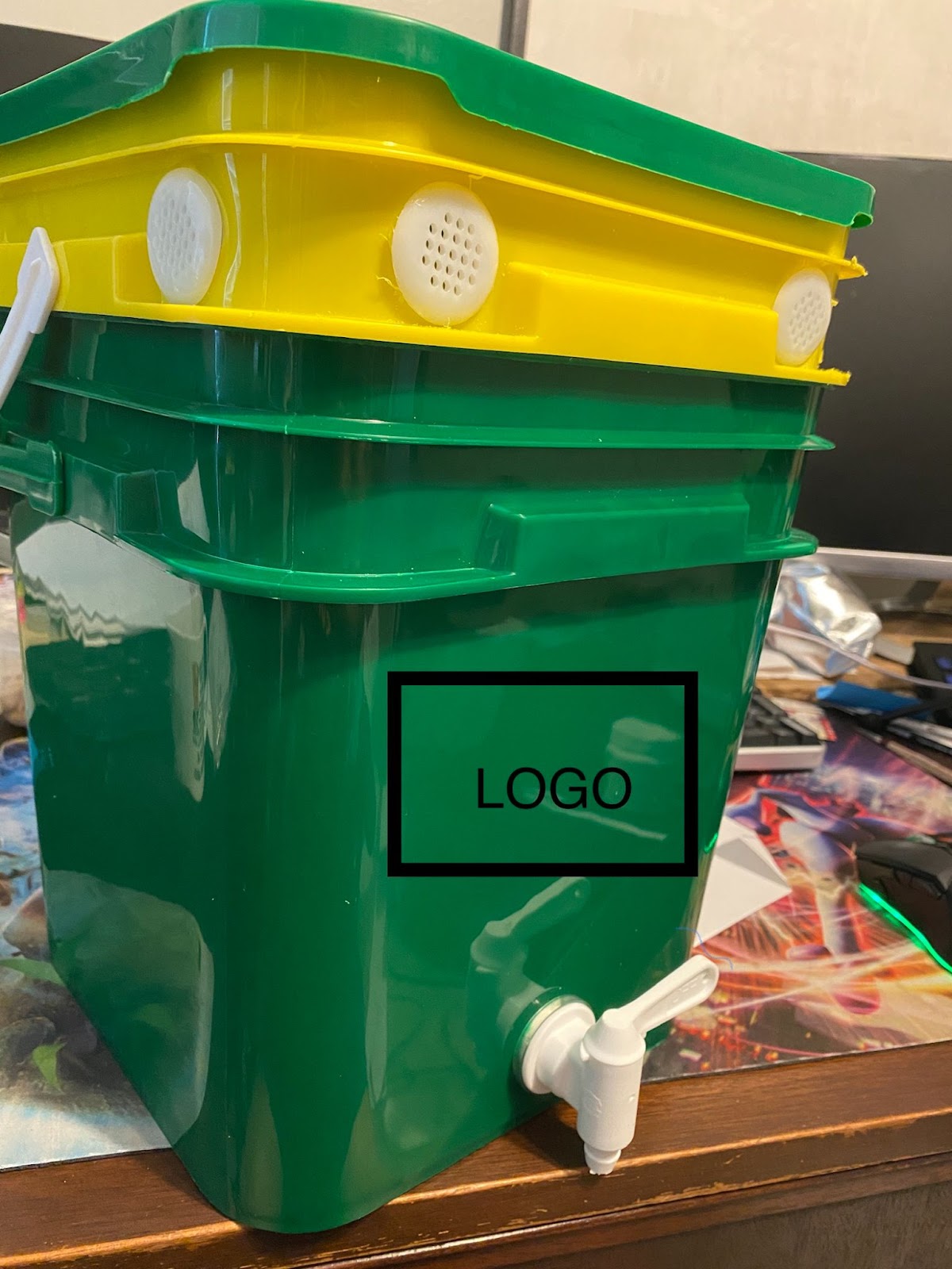 worm-bucket