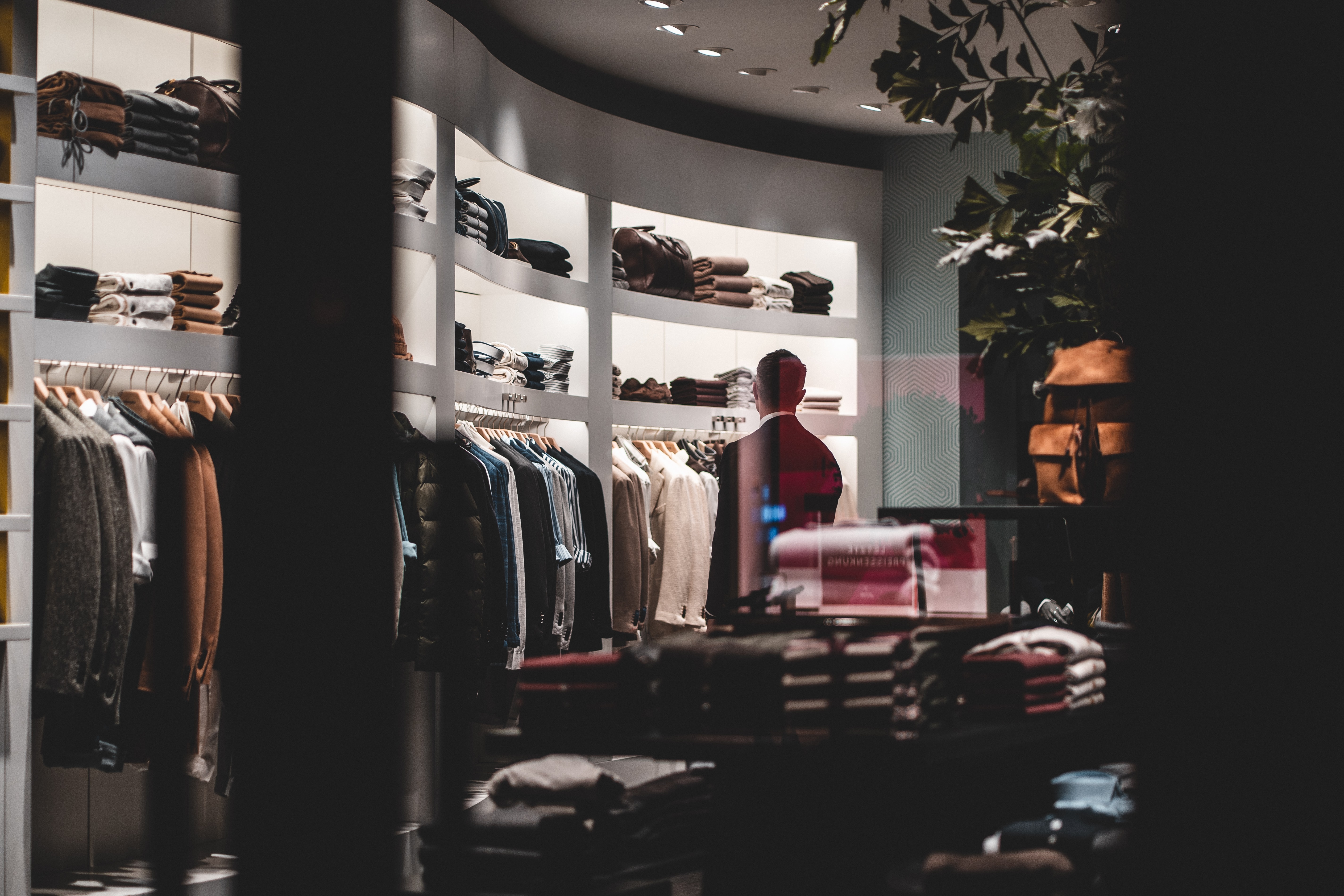 700+ Trendy Chic Clothing Boutique Names - Starter Story
